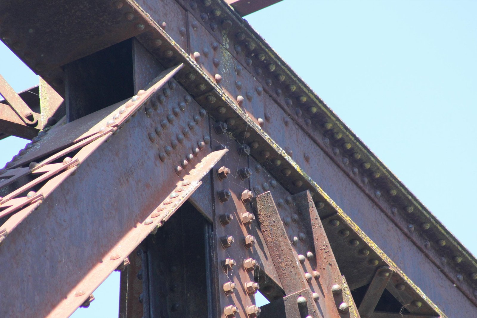 Upper connection